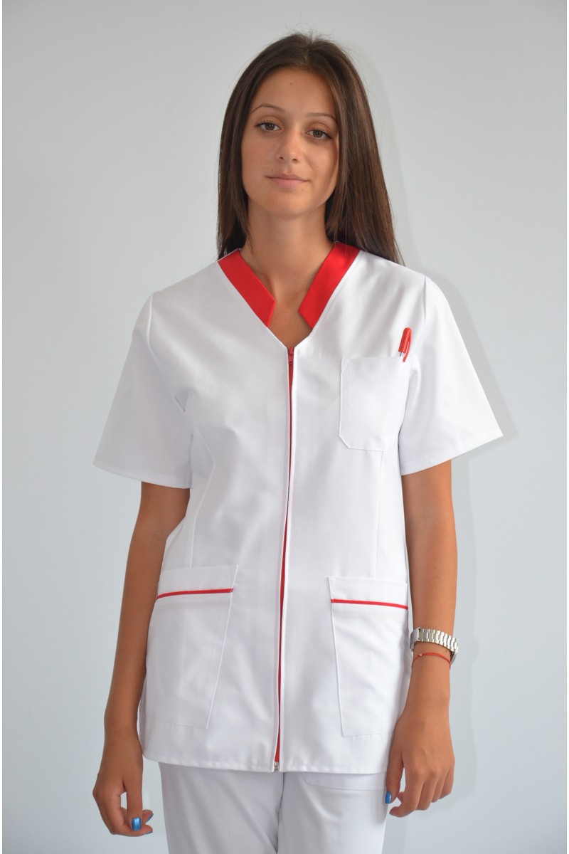 Bluza medicala de dama  cu fermoar si  trei buzunare aplicate  